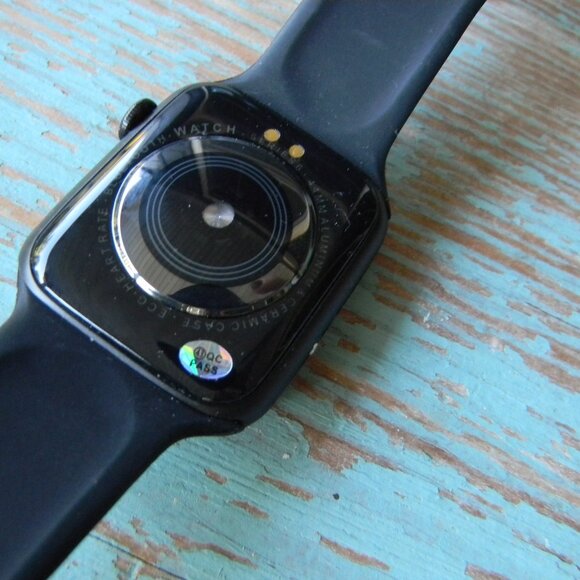 Apple iWatch LOT OF 4 series 3 & 6 FOR PARTS ONLY - Picture 4 of 5